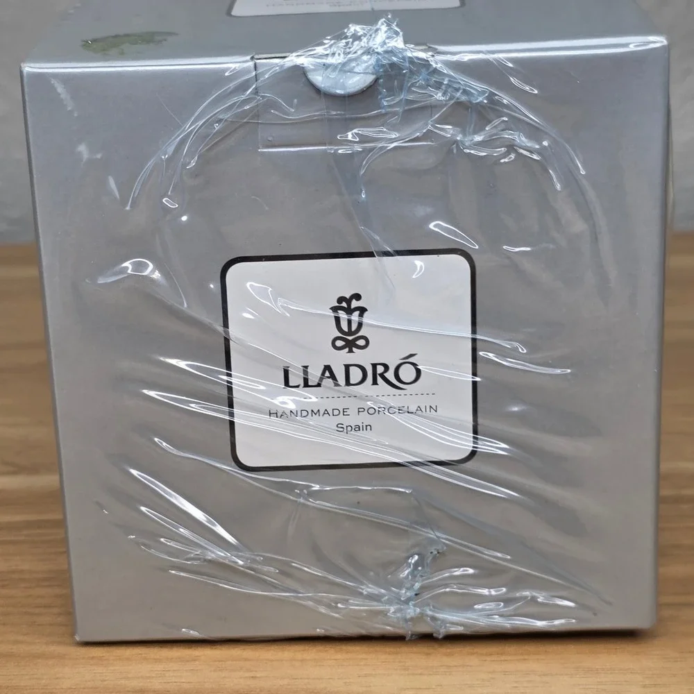 Lladro 2016 Porcelain Christmas Bell Ornament Unopened New Box #10108409 Spain